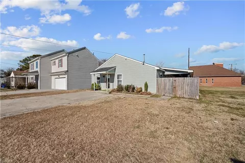 1086 Johnstons Rd, Norfolk, VA 23513 photo 5