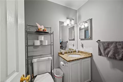 1086 Johnstons Rd, Norfolk, VA 23513 photo 19