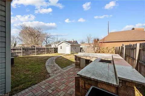 1086 Johnstons Rd, Norfolk, VA 23513 photo 24