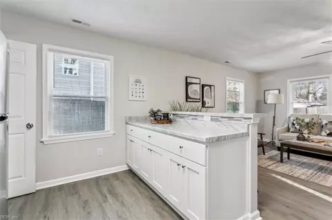 202 Beverly St, Hampton, VA 23669 photo 10