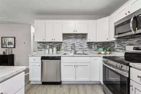 202 Beverly St, Hampton, VA 23669 photo 9
