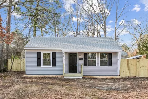 202 Beverly St, Hampton, VA 23669