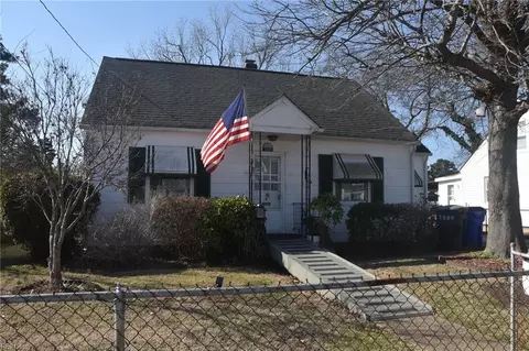 3509 Pamlico Cir, Norfolk, VA 23513
