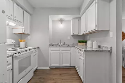 700 Waters Dr, Virginia Beach, VA 23462