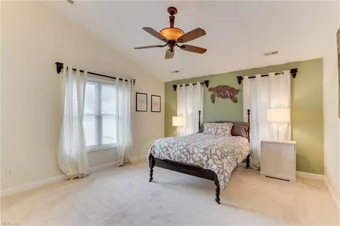 Bedroom - 3 Boger Cir, Hampton, VA 23664 photo 1 of 6