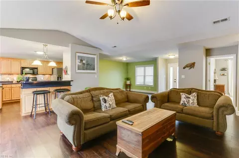 Other - 3 Boger Cir, Hampton, VA 23664 photo 4 of 10