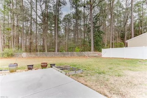 Exterior - 3 Boger Cir, Hampton, VA 23664 photo 6 of 6