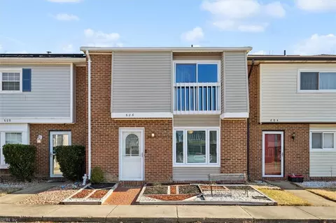 606 Charles Ct, Virginia Beach, VA 23462