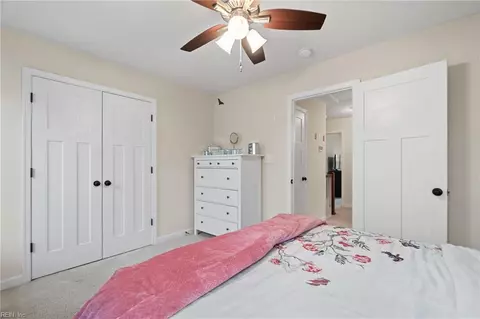 133 Bella Dr, Chesapeake, VA 23322 photo 17