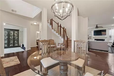 133 Bella Dr, Chesapeake, VA 23322 photo 9