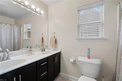 133 Bella Dr, Chesapeake, VA 23322 photo 18
