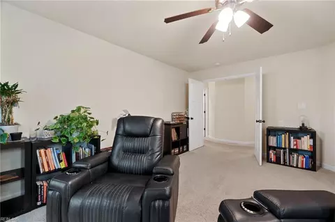 133 Bella Dr, Chesapeake, VA 23322 photo 15