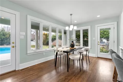 Dining - 1143 Lotus St, Hampton, VA 23663 photo 2 of 4