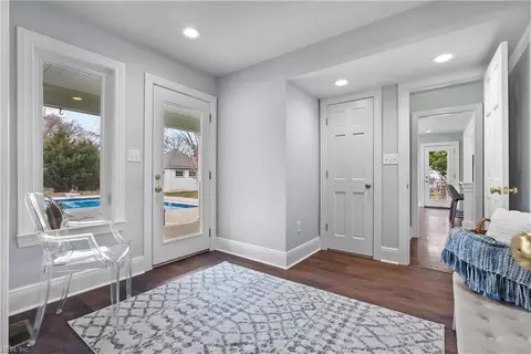Entry Way - 1143 Lotus St, Hampton, VA 23663 photo 3 of 6