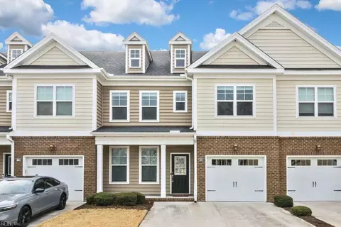 1001 Crown Grant Ct, Virginia Beach, VA 23455