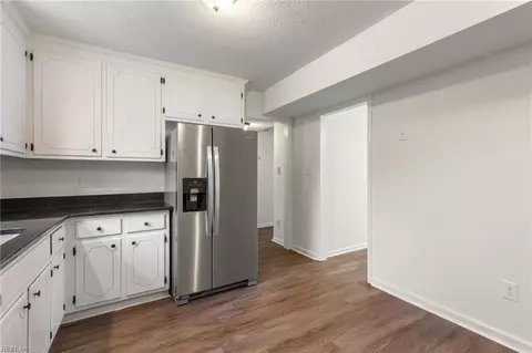 10 Rotherham Ln, Hampton, VA 23666 photo 7
