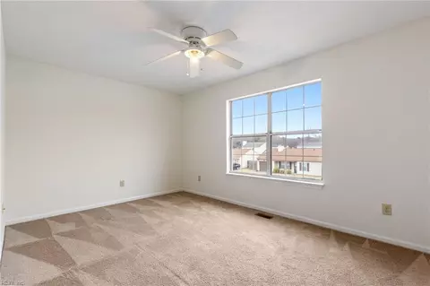 10 Rotherham Ln, Hampton, VA 23666 photo 24