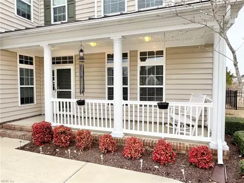 2004 Queens Point Dr, Suffolk, VA 23434 photo 2