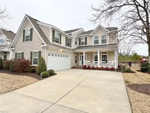 2004 Queens Point Dr, Suffolk, VA 23434