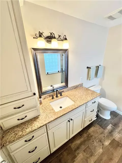 2004 Queens Point Dr, Suffolk, VA 23434 photo 19