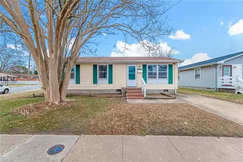 Exterior - 328 Webster St, Hampton, VA 23663 photo 2 of 2