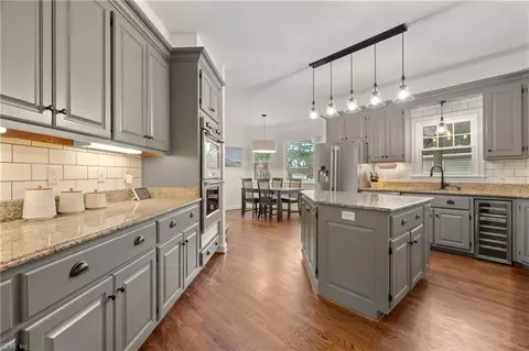 219 Marina Rch Reach, Chesapeake, VA 23320