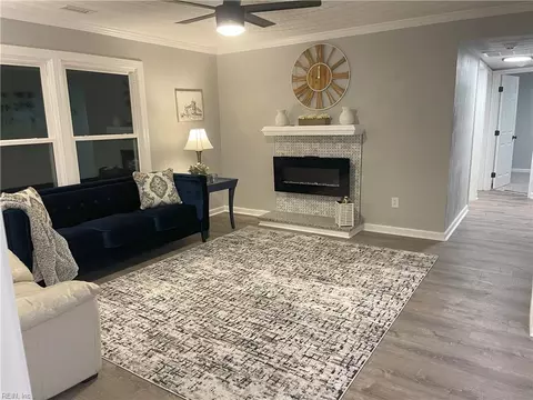 1833 N Lakeland Dr, Norfolk, VA 23518