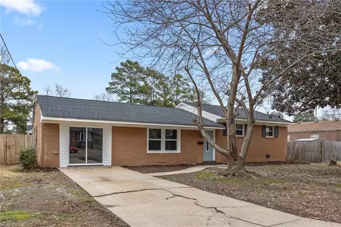 95 Basswood Dr, Newport News, VA 23601