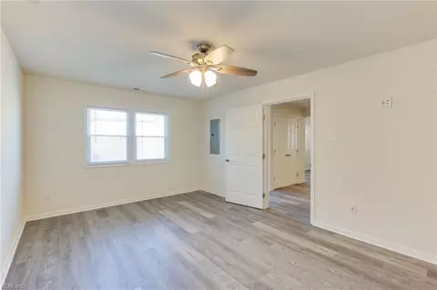 Bedroom - 1816 Bancroft Dr, Hampton, VA 23663 photo 2 of 9