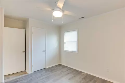 Bedroom - 1816 Bancroft Dr, Hampton, VA 23663 photo 7 of 9