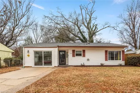 7439 Oakmont Dr, Norfolk, VA 23513