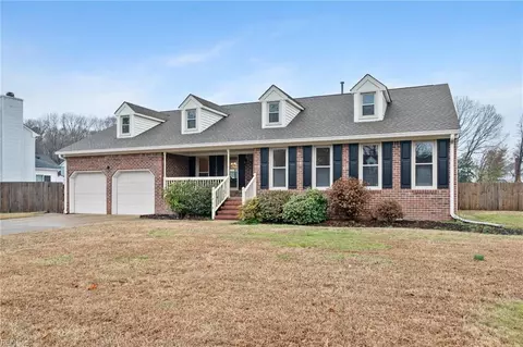1408 Birch Leaf Rd, Chesapeake, VA 23320