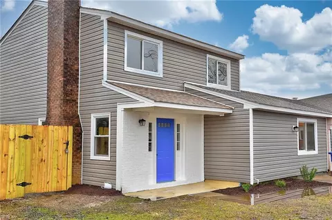 3361 Woodburne Dr, Virginia Beach, VA 23452