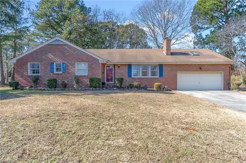 344 Hedgelawn Ct, Hampton, VA 23669