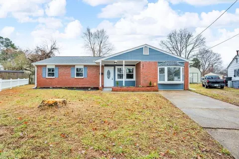 701 Whitney Ct, Hampton, VA 23669