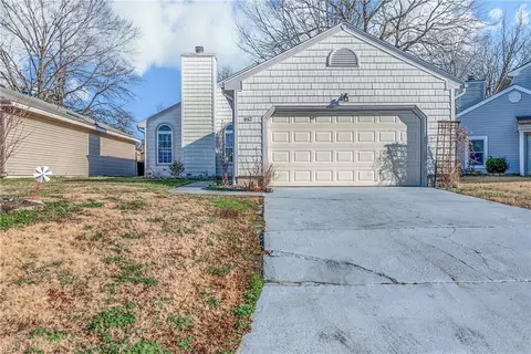 912 Chimney Hill Pw Pkwy, Virginia Beach, VA 23462