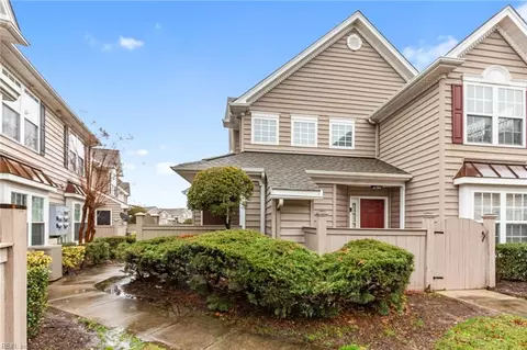 2509 Old Greenbrier Rd, Chesapeake, VA 23325