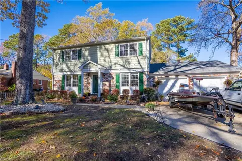 508 Frank Ln, Newport News, VA 23606