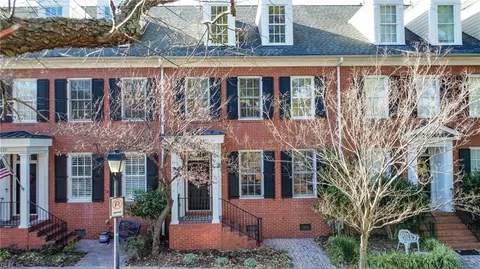 9531 26th Bay St, Norfolk, VA 23518