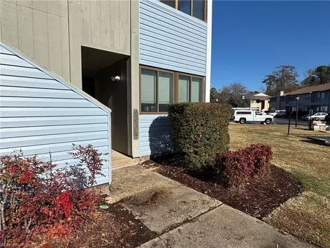 2904 Lyme Regis Quay Quay, Virginia Beach, VA 23452