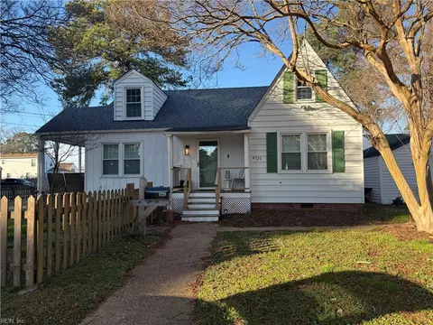 4320 Race St, Portsmouth, VA 23707