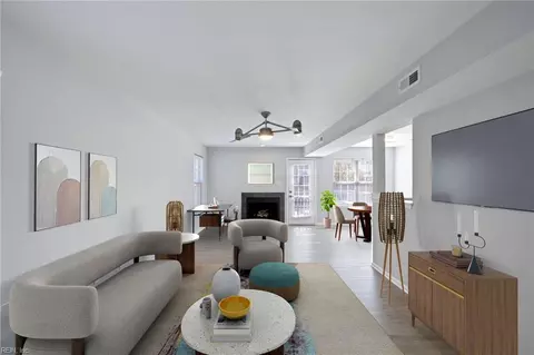 636 12th St, Virginia Beach, VA 23451