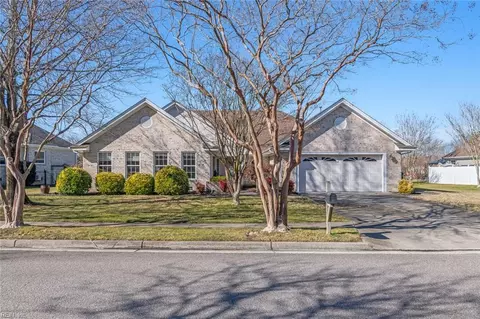 2517 Lower Greens Pl, Virginia Beach, VA 23456
