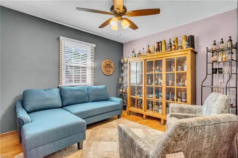 561 Summit Ridge Dr, Chesapeake, VA 23322 photo 9