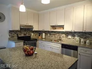 4 Creekside Pl, Hampton, VA 23669 photo 5