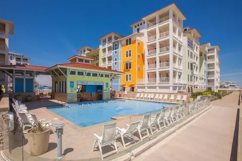 3738 Sandpiper Rd #223B, Virginia Beach, VA 23456