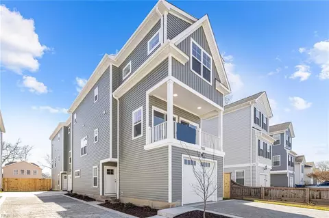 712 14th St #C, Virginia Beach, VA 23451