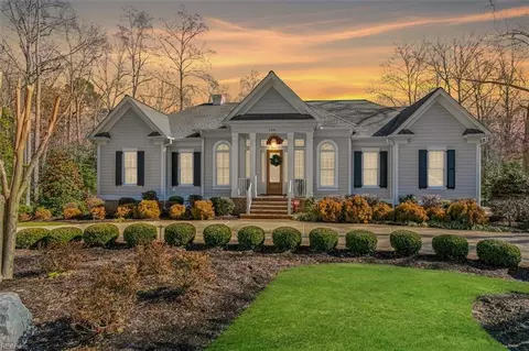 109 Fords Colony Dr, Williamsburg, VA 23188
