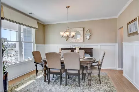 Dining - 320 Langton Rd, Chesapeake, VA 23322 photo 1 of 4