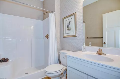Bath - 320 Langton Rd, Chesapeake, VA 23322 photo 4 of 4